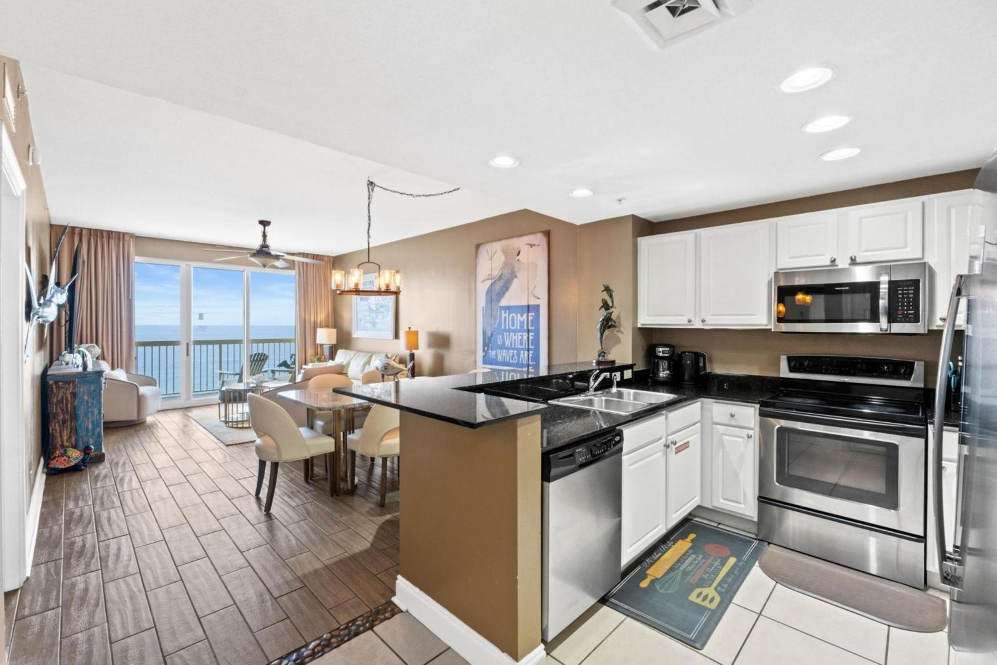 Calypso Beach Resort & Towers By Panhandle Getaways Panama City Beach Room photo